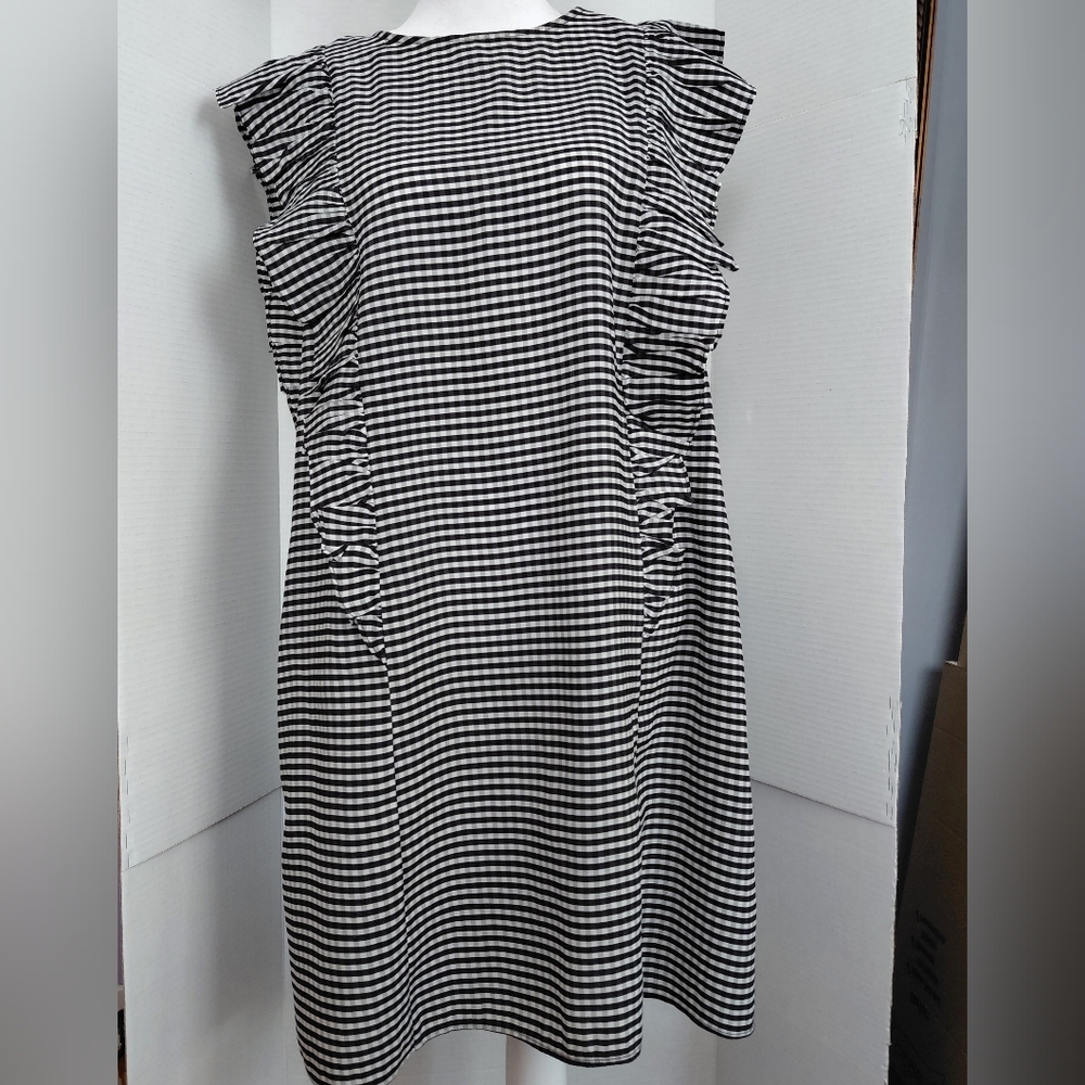 H&M Dress Women's Size 12 Black & White Ruffled Cap Sleeve Gingham Plaid